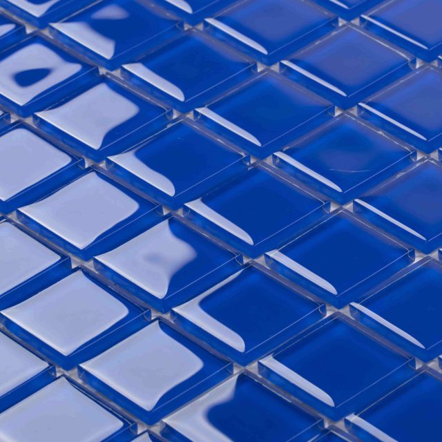 Affordable luxury Glass wall tiles for any budget (5) Affordable luxury Glass wall tiles for any budget (5)