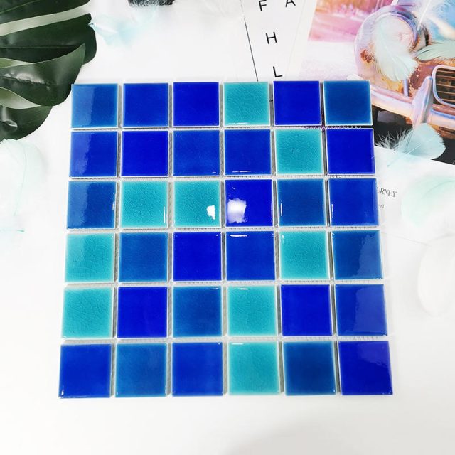 Anti-slip glass pool tiles for enhanced safety (3) Anti-slip glass pool tiles for enhanced safety (3)