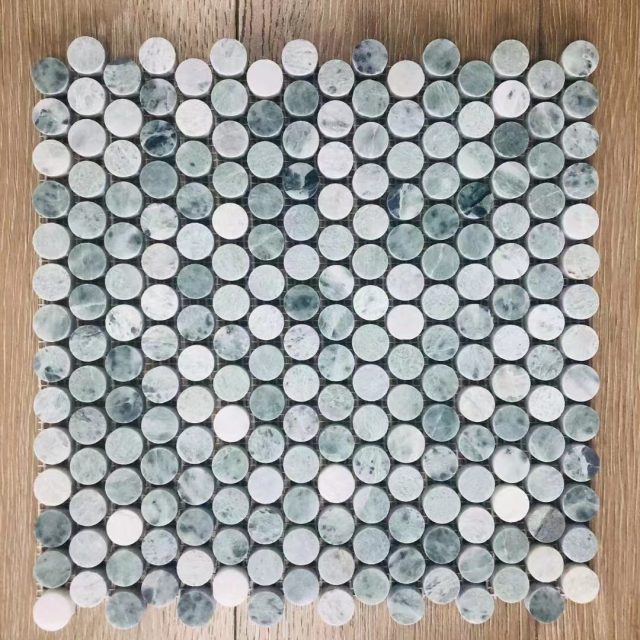 Create depth with our glass penny tile (3) Create depth with our glass penny tile (3)