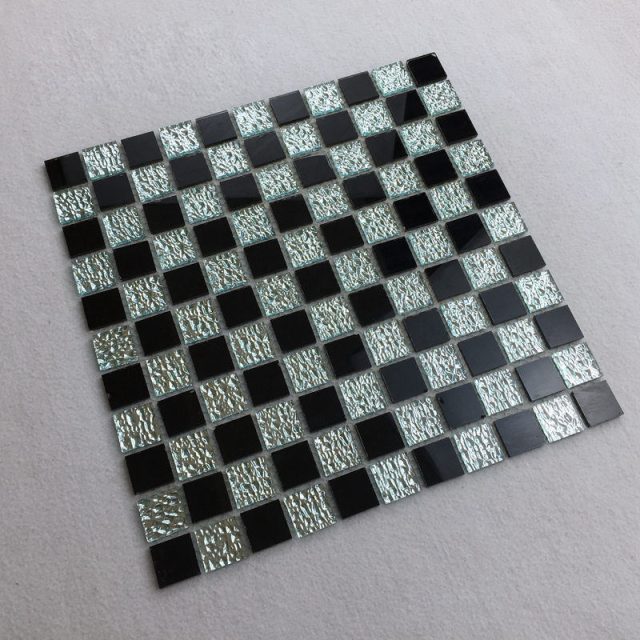 Designer glass wall tiles – make a statement (4) Designer glass wall tiles - make a statement (4)