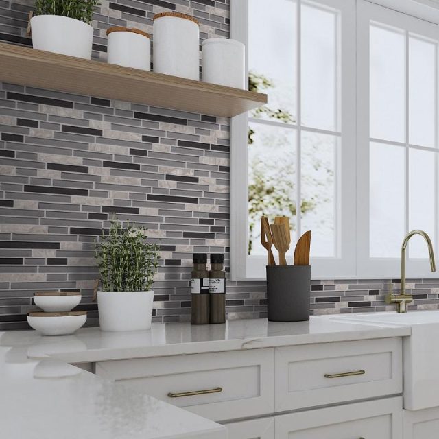 Dive into luxury Glass mosaic tiles for spa-inspired bathrooms! (6) Dive into luxury Glass mosaic tiles for spa-inspired bathrooms! (6)