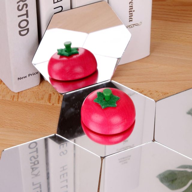 Elegant glass mirror tiles for wall accents (3) Elegant glass mirror tiles for wall accents (3)