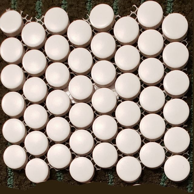 Glass penny tile Perfect for bathrooms and kitchens (2) Glass penny tile Perfect for bathrooms and kitchens (2)