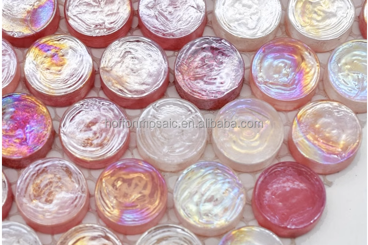 Glass penny tile for a fresh and bright look (3)