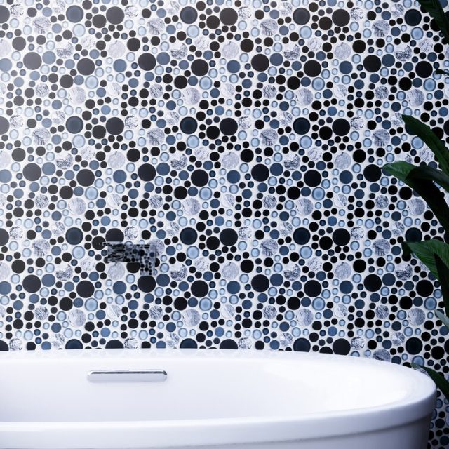 Glass penny tile for a sophisticated look (2) Glass penny tile for a sophisticated look (2)