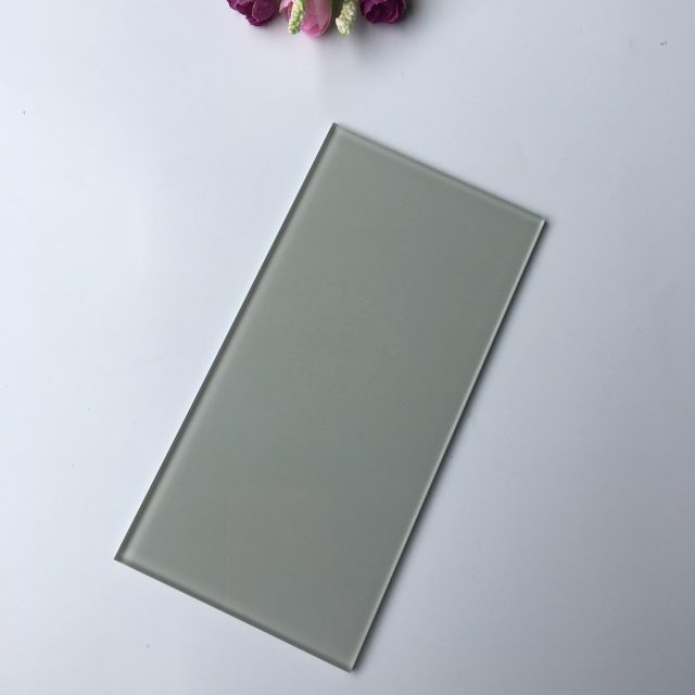 Glass subway tile The perfect backsplash choice (4) Glass subway tile The perfect backsplash choice (4)