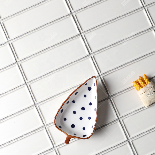 Glass subway tile for artistic wall features (2) Glass subway tile for artistic wall features (2)