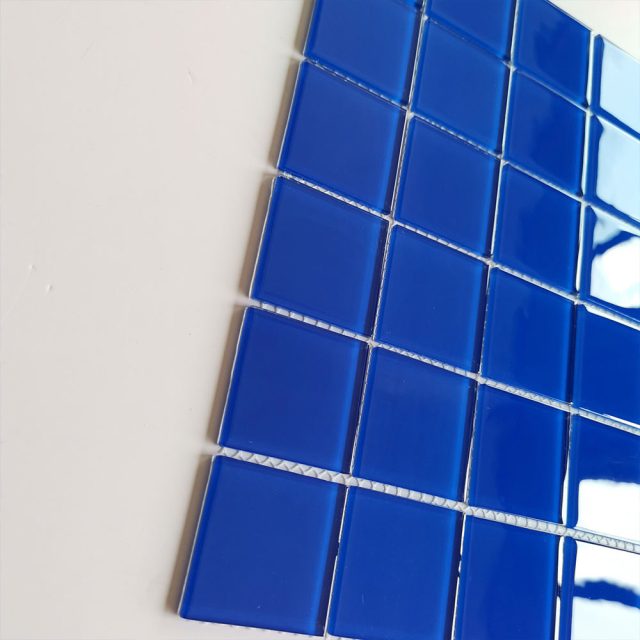 Glass tile showers Enhance your home’s value (3) Glass tile showers Enhance your home's value (3)