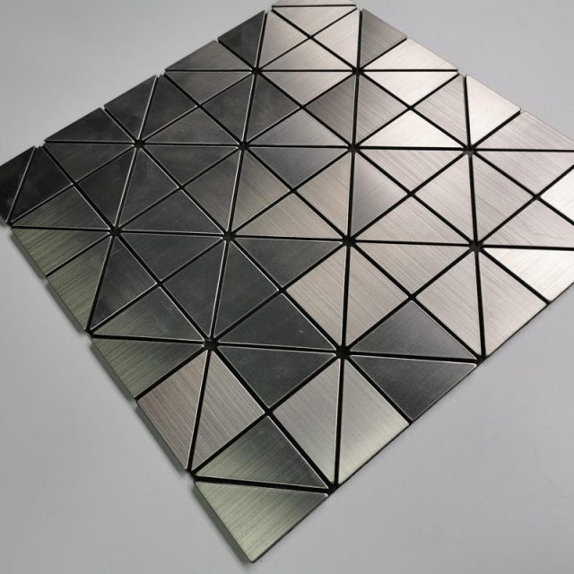 Glass wall tiles for showers – durable and waterproof (3) Glass wall tiles for showers - durable and waterproof (3)