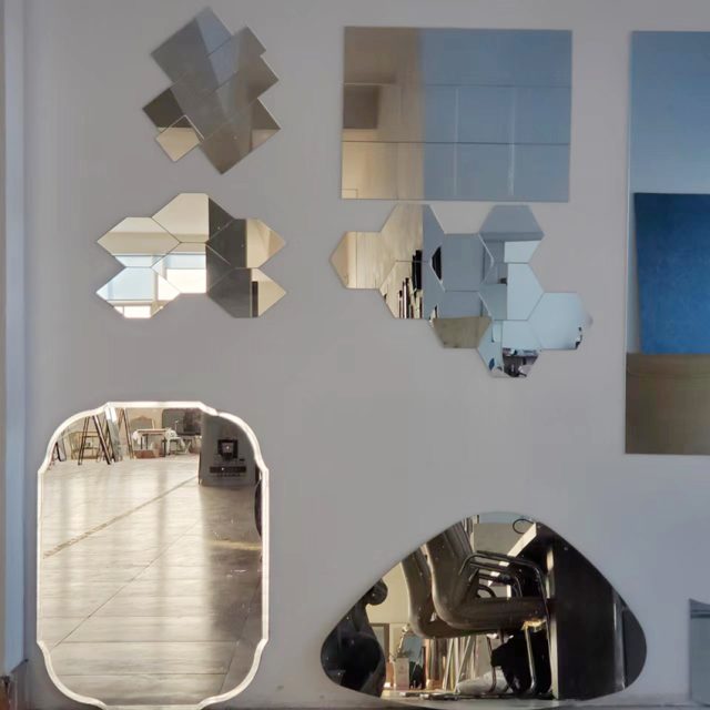 Premium glass mirror tiles for modern home decor (5) Premium glass mirror tiles for modern home decor (5)