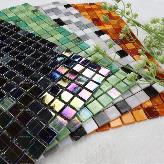 Stylish glass tile showers for contemporary homes (2) Stylish glass tile showers for contemporary homes (2)